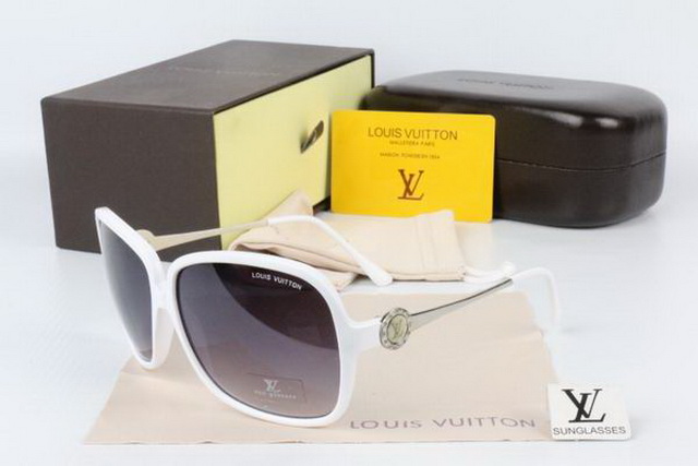 Iv Boutique Sunglasses 062